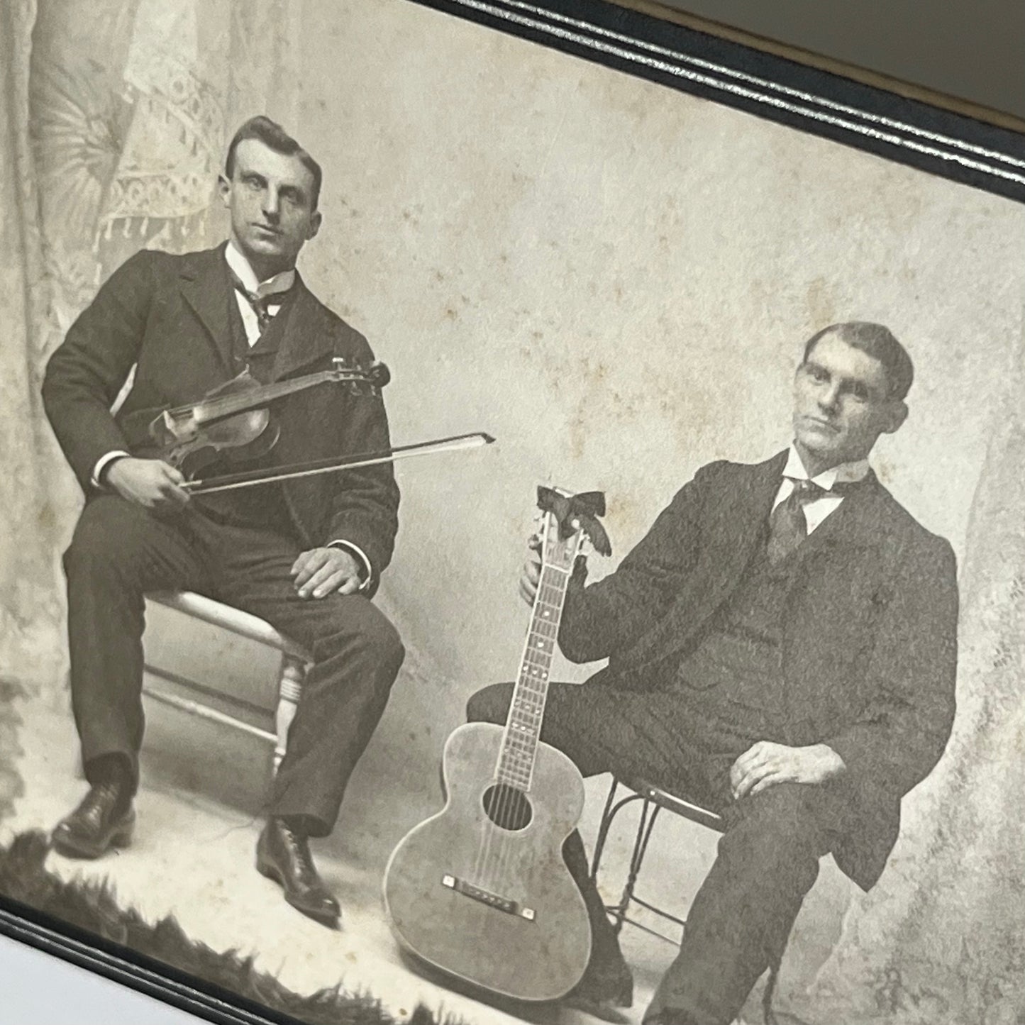 Antique Cabinet Card Photograph Handsome Twin Bothers Musicians Guitar Fiddle Newark OH
